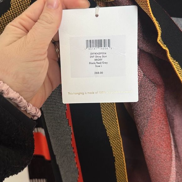 Diane von Furstenberg Women's Micky Sweater & Shira skirt (size large) - Picture 8 of 8